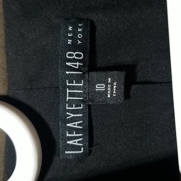 Fabulous moss green Lafayette 148 New York jacket. Size 10. - Picture 4 of 7